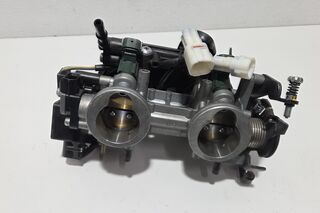 Rampa injectie /injectoare Kawasaki Versys 650 2010-2014