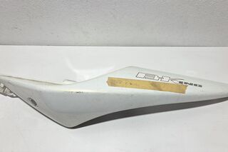 Carena stanga codita alba Suzuki B-King 1300