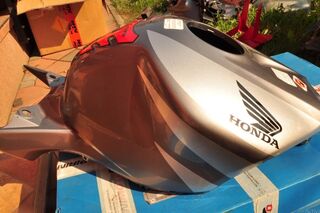 Carena rezervor Honda CBR1000RR 2004-2007