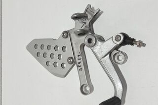 Suport scarita stanga cu pedala schimbator Honda VTR1000 Sp1/SP2