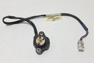 Senzor neutru  Suzuki GSR600
