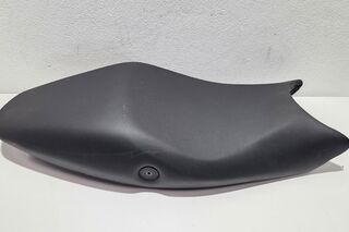 Sa originala Ducati Monster 696