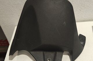 Aripa roata spate Suzuki GSR600