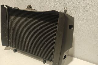 Radiator Suzuki GSR600