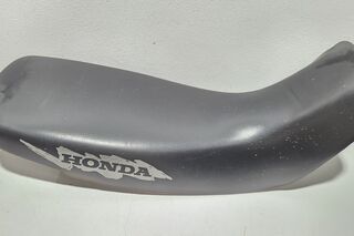 Sa originala Honda NX650 Dominator