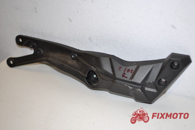 Suport motor partea dreapta Kawasaki z800