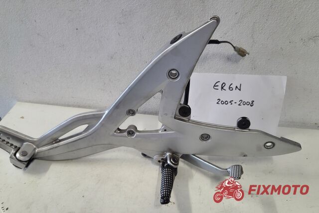 Scarita cu suport si pedala  partea dreapta Kawasaki ER6N /ER6F 2005-2008