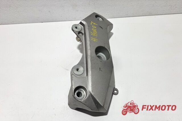 Suport motor/cadru dreapta Honda Hornet 2007-2011