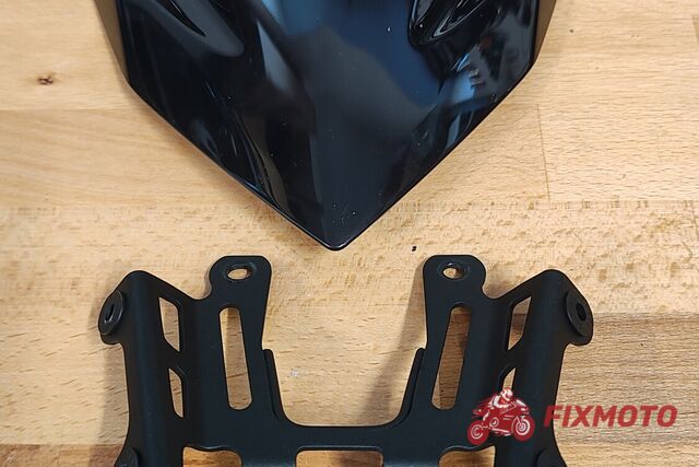 Parbriz cu prinderi Kawasaki Z400 2019-2023