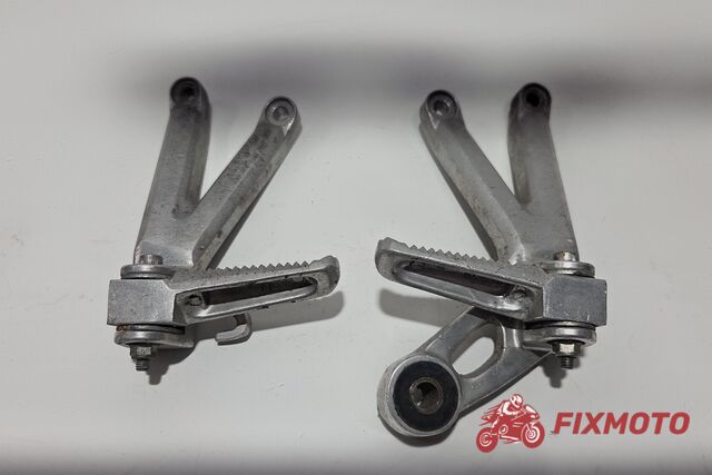 Set scarite pasager complete Yamaha R6 1999-2002