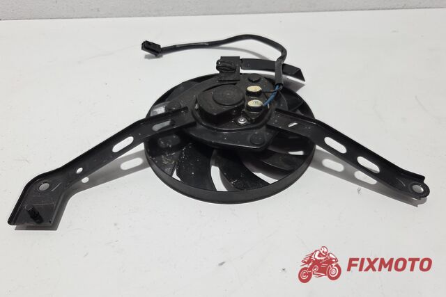 Venitlator  Yamaha XSR700