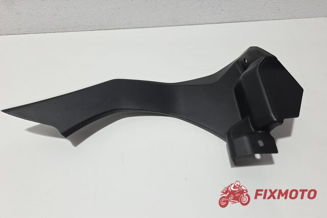 Panel stanga interior frontal Yamaha R1 2015-2019