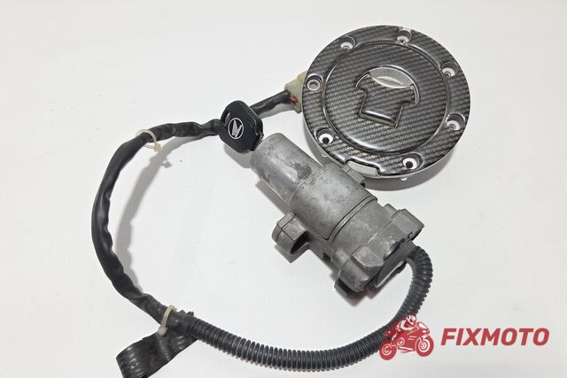 Contact cu cheie si buson Honda CBR 929 2000-2001