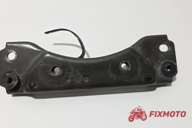 Brida prindere rezervor Kawasaki ER6N 2005-2008