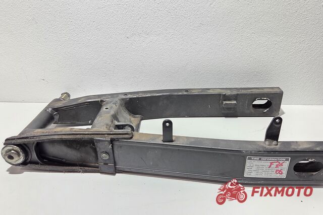 Bascula neagra Yamaha FZ6