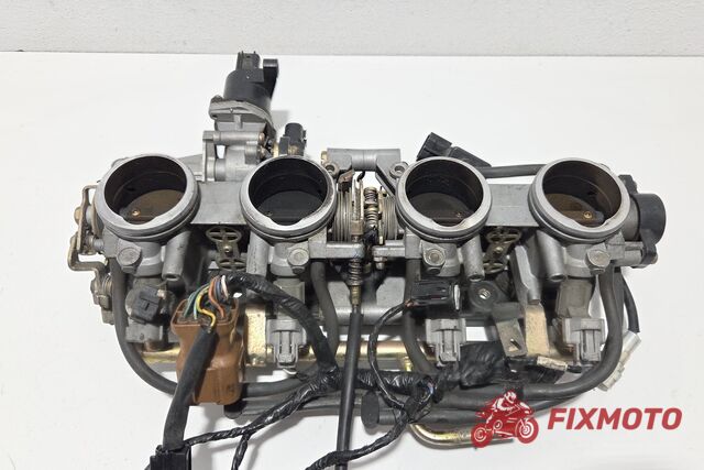 Rampa injectie cu senzori TPS injectoare Kawasaki ZX-10R 2004-2005