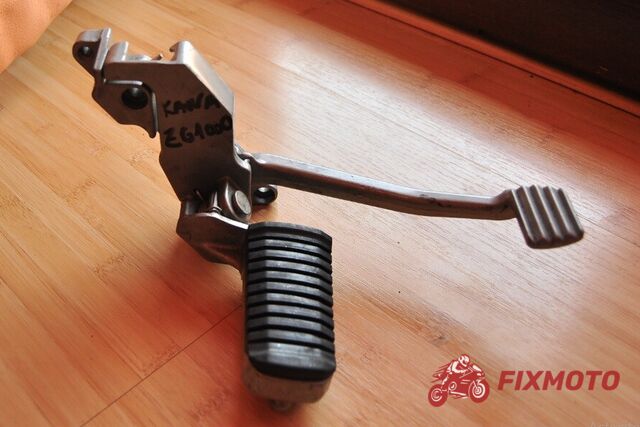 Scarita dreapta cu pedala frana Kawasaki ZG1000 GTR1000