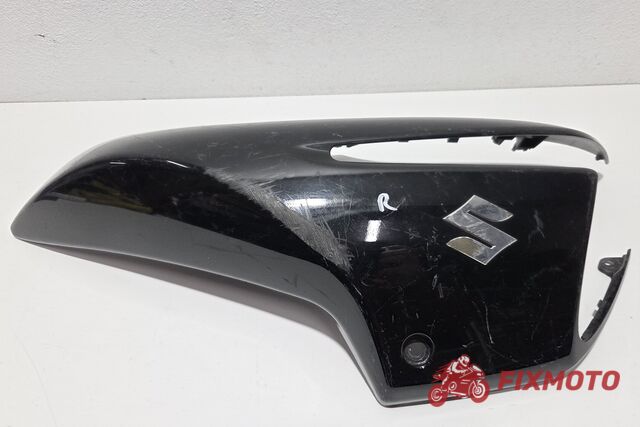 Carena rezervor dreapta Suzuki B-King 1300