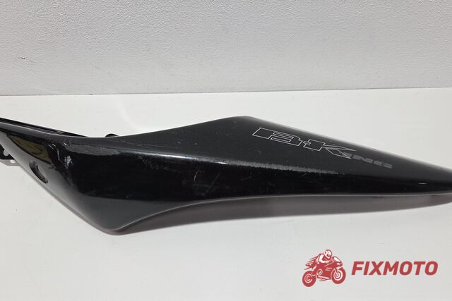 Carena codita stanga neagra Suzuki B-King 1300