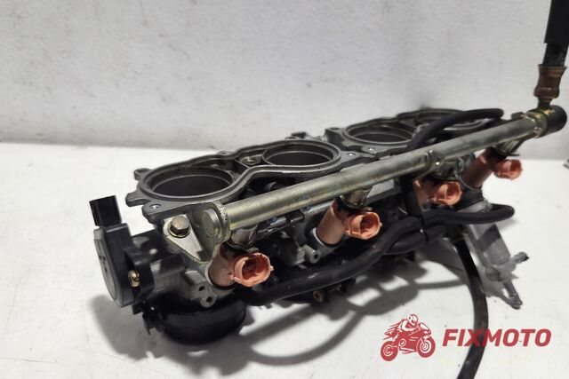 Rampa injectie cu TPS  Honda CBR600RR 2003 2006
