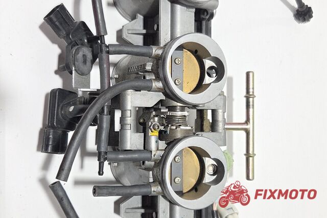 Rampa injectie 2 injectoare Kawasaki ZX6R 636 2005-2006