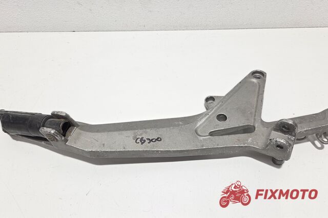 Suport scarita dreapta Honda Hornet 900