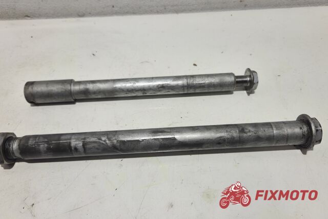 Ax roata fata/spate Honda CBR600RR 2003 2004