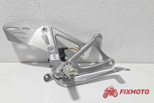 Scarita dreapta completa Yamaha R1 2009-2011