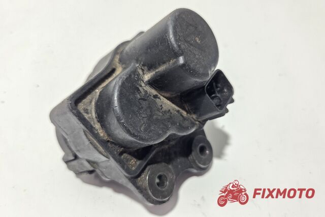 Motoras exup Yamaha R1 2004-2006