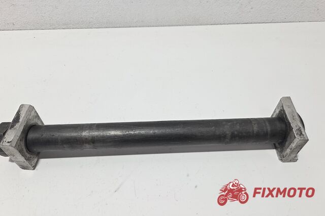 Ax roata spate Yamaha R1 2004-2006