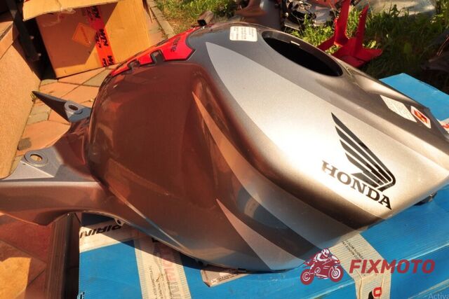 Carena rezervor Honda CBR1000RR 2004-2007