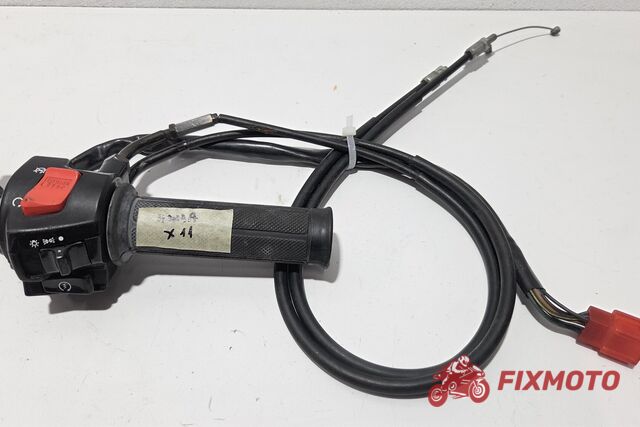 Comanda dreapta cu cabluri acceleratie Honda X11 cb1100