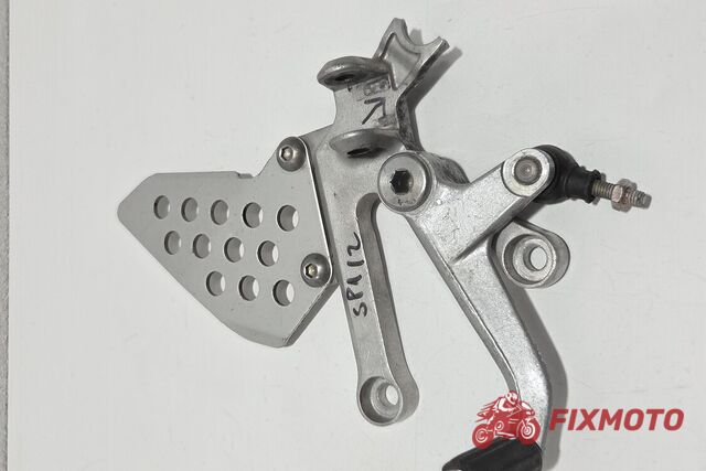 Suport scarita stanga cu pedala schimbator Honda VTR1000 Sp1/SP2