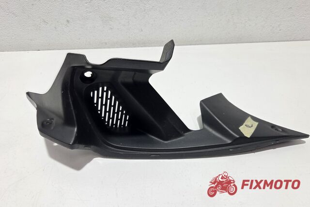 Carena interioara laterala Suzuki GSX-S125 2017-2021