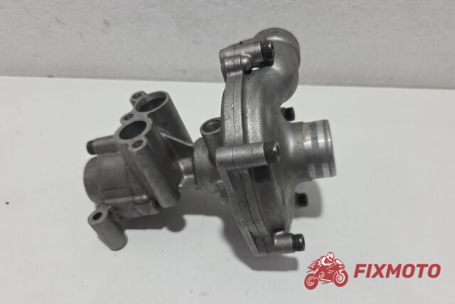 Pompa apa Yamaha R1 1998-1999