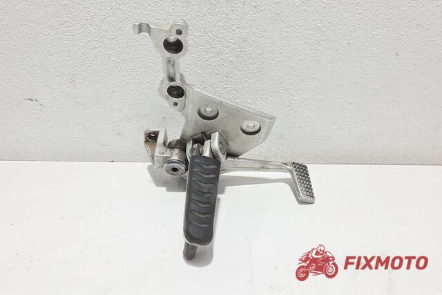 Scarita dreapta completa Triumph Tiger 1050 2007-2013