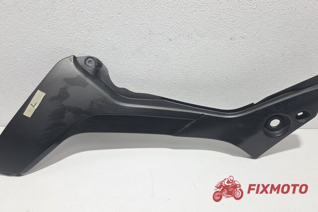 Plastic sub rezervor stanga Triumph Tiger 1050 2007-2013