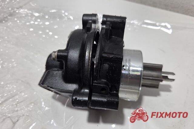 Pompa apa Kawasaki Z750 2007-2012
