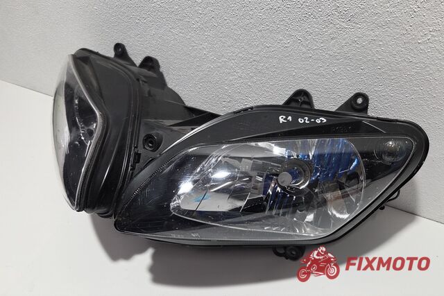 Far Yamaha R1 2002-2003