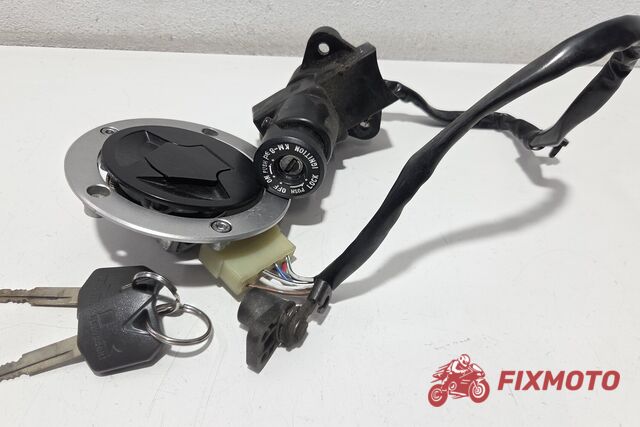 Set contacte cu 2 chei Kawasaki ER6N ER6F 2005-2008
