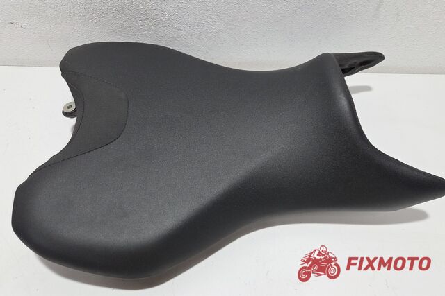 Sa pilot Yamaha MT07 2018-2024