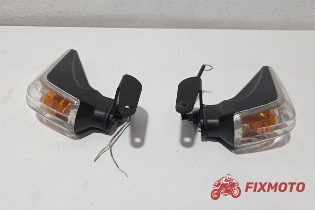 Set semnalizari spate originale Suzuki GSR600 2006-2011