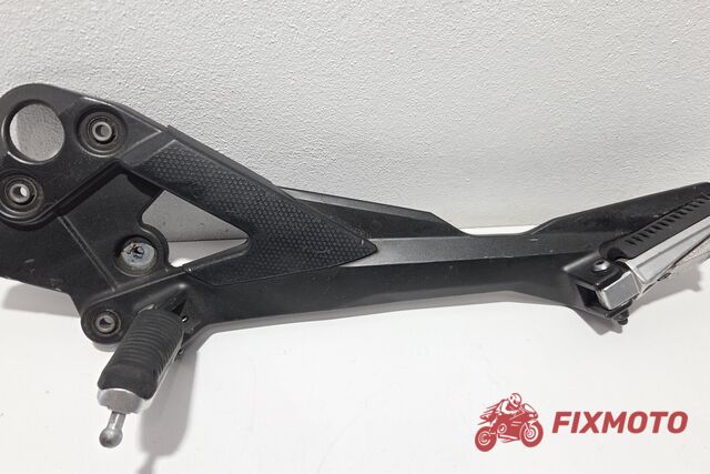Scarita stanga cu brat Yamaha XJ6 DIversion 2009
