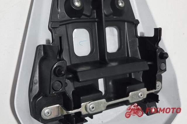 Monopost original alb Yamaha R6 2006-2007