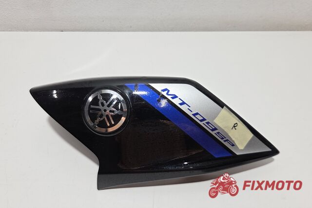 Carena laterala dreapta Yamaha MT09 SP 2021-2023