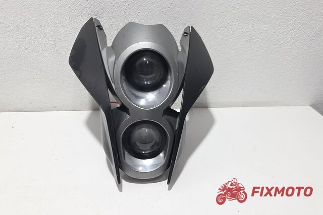 Far cu carene KTM 690 Duke 2008-2011