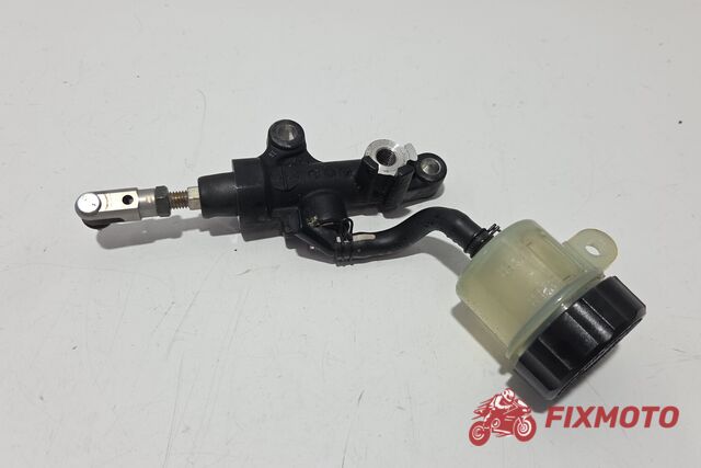 Pompa frana spate cu bidonas Yamaha R1 2004 2005 2006