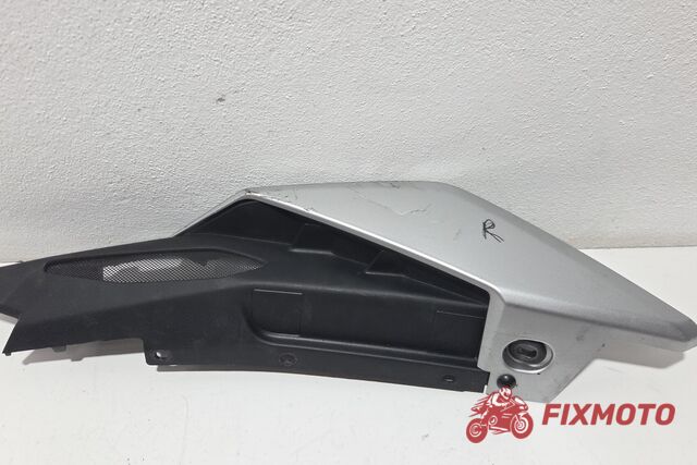 Carena codita dreapta Yamaha MT09 2017-2020