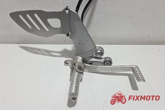 Scarita dreapta completa Suzuki GSXR 600 750 k6 k7 k8 k9