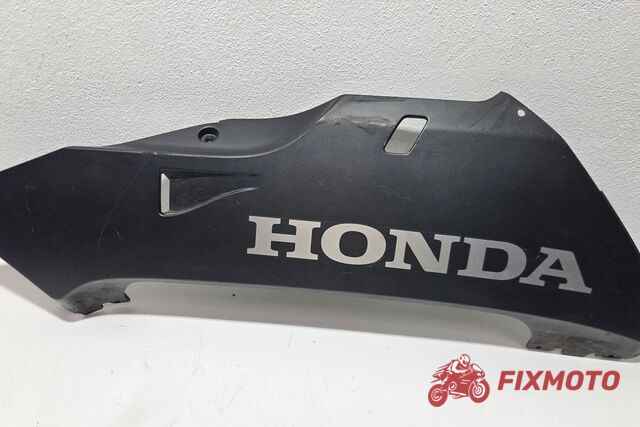 Carena inferioara burta dreapta Honda CBR600RR 2003 2006